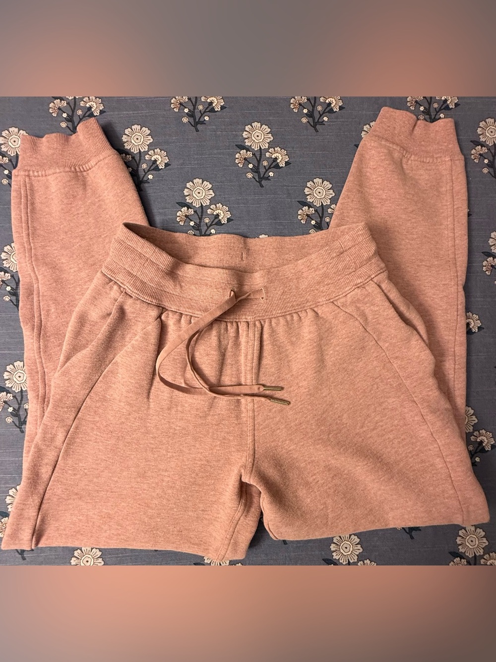 Lululemon Cotton Fleece Jogger – Women’s Size 4 – Pink – Relaxed Fit – GUC